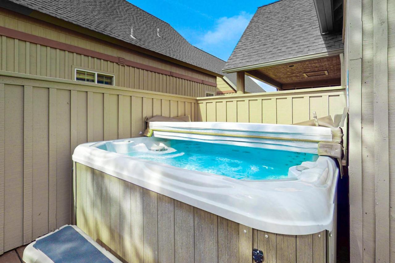 Cinnamon Teal Chalet Redmond Exterior photo